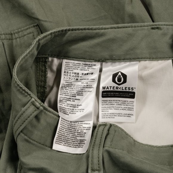 LEVI'S High Waisted Cargo Pants 27 - Picture 8 of 8